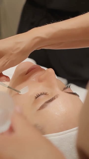 Amalora reel cover: a facial treatment